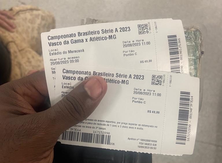 Guardas municipais prendem cambista com ingressos para o jogo do Vasco no Maracanã - Prefeitura da Cidade do Rio de Janeiro