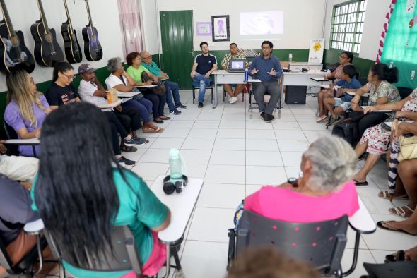Prefeitura de Cuiab | Secretaria de Assistncia Social segue com aes do Agosto Lils