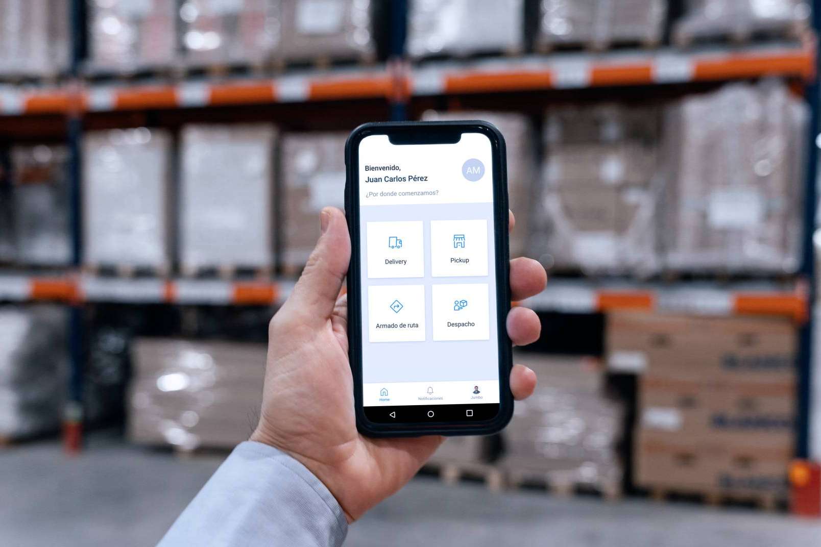 La plataforma SaaS omnicanal para la preparación, distribución y entrega de pedidos es Janis