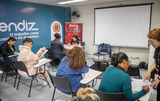 Mutirões ofertam mais de mil vagas de meprego para mulheres