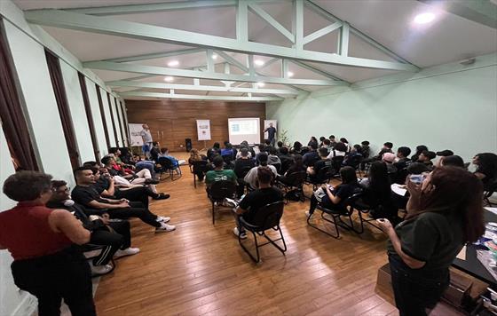 Smelj e FAS promovem qualificao para jovens e adolescentes de Curitiba